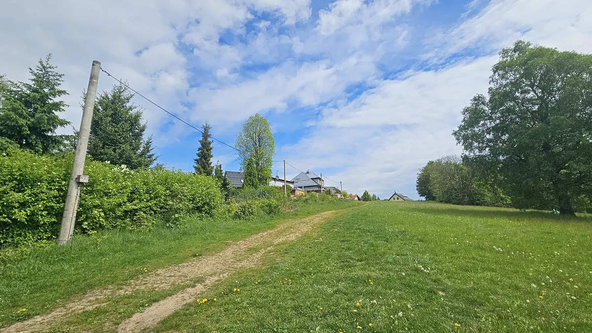 Prodej stavebního pozemku 2075 m²